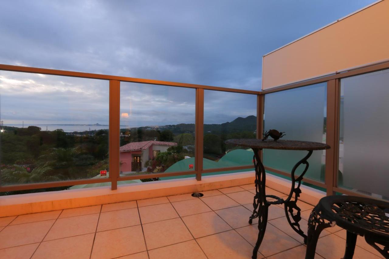 Villa Motobu Hills Exterior foto